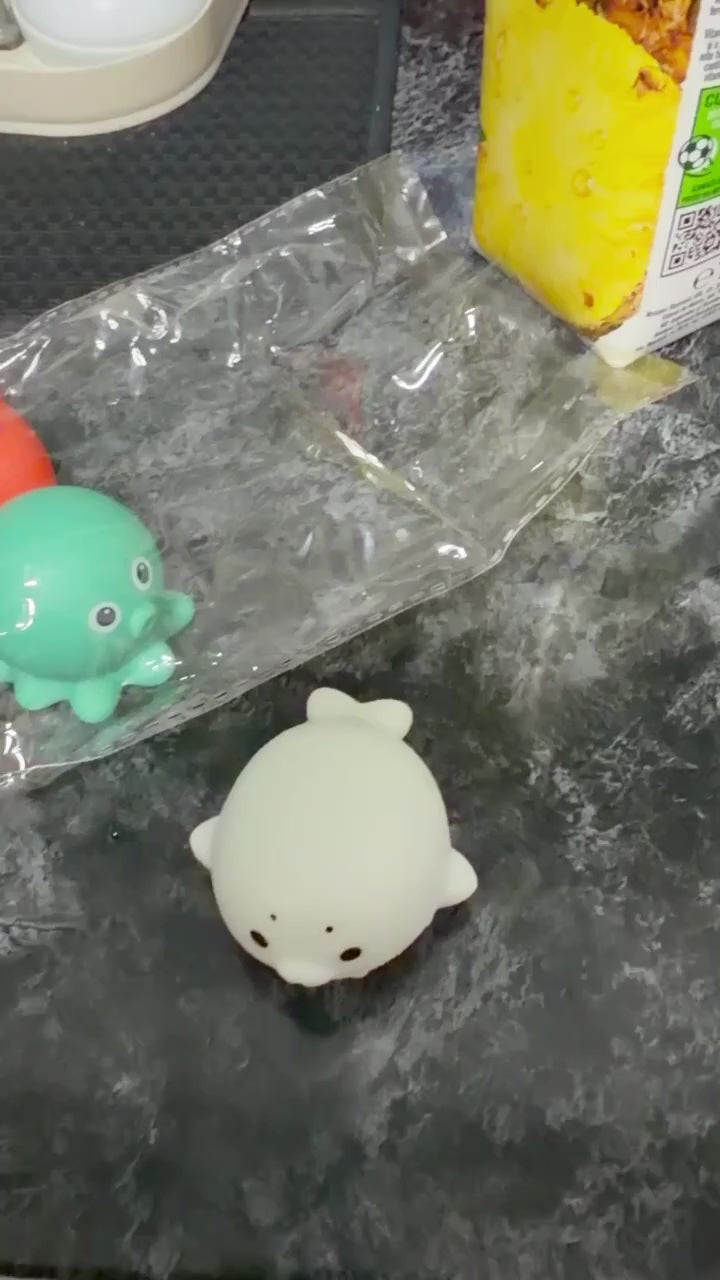 Toysgalore™ flashing bath toys